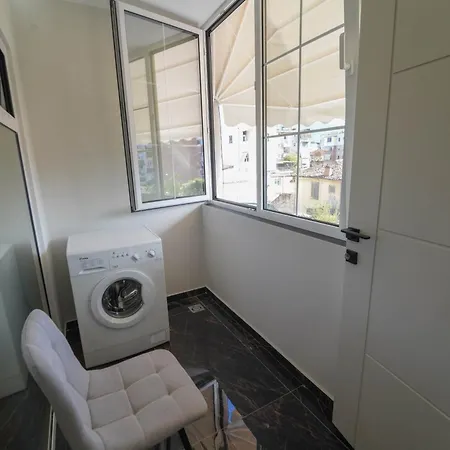 Appartement 2 Steps From Center 3 2 Tirana