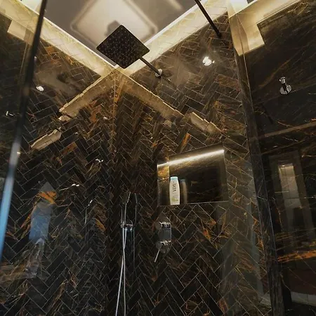 2 Steps From Center 3 2 * Tirana